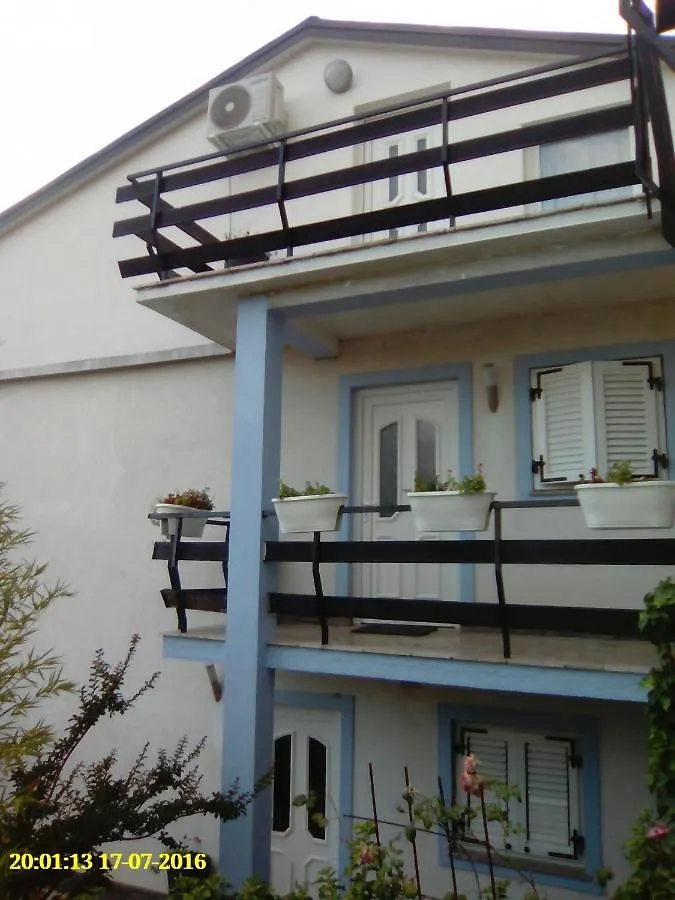 Apartment In Novi Vinodolski With Sea View, Terrace, Wifi, Washing Machine